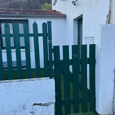 T2 Avec Terrasse Et Parking Lejlighed Bagnères-de-Luchon