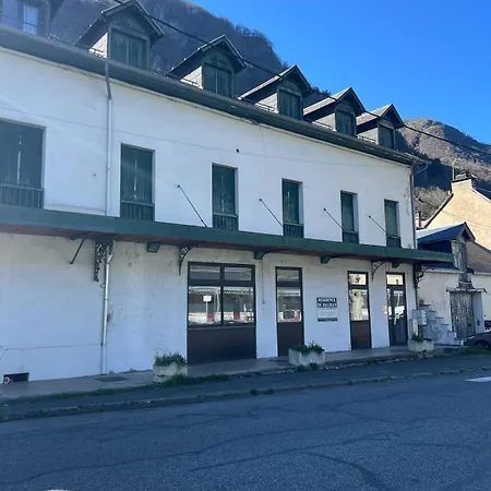 T2 Avec Terrasse Et Parking Lejlighed Bagnères-de-Luchon