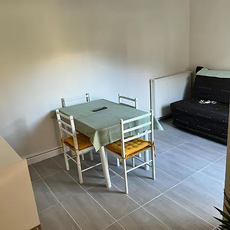 T2 Avec Terrasse Et Parking Bagnères-de-Luchon